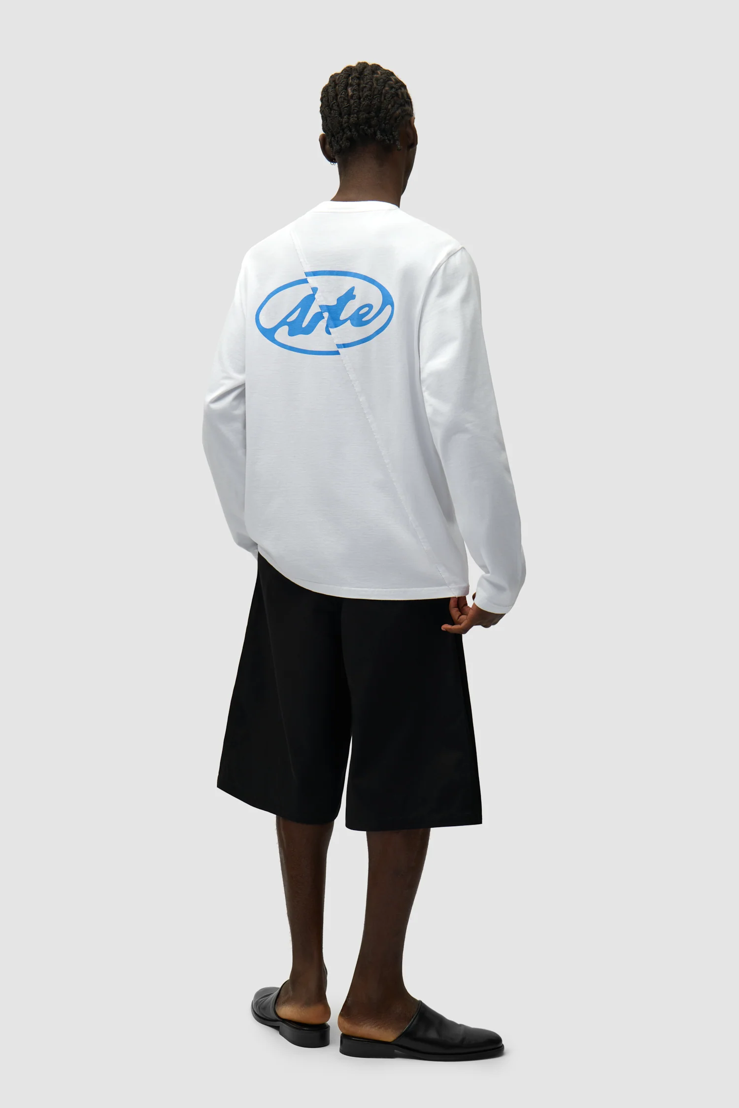 Back Circle Logo Longsleeve - White - Image 5