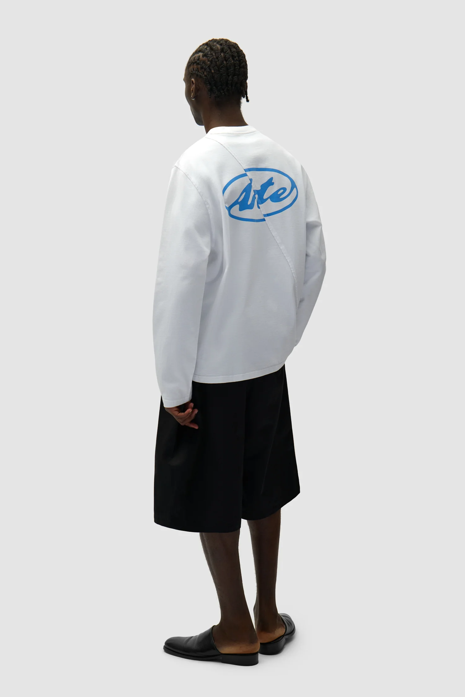 Back Circle Logo Longsleeve - White - Image 6