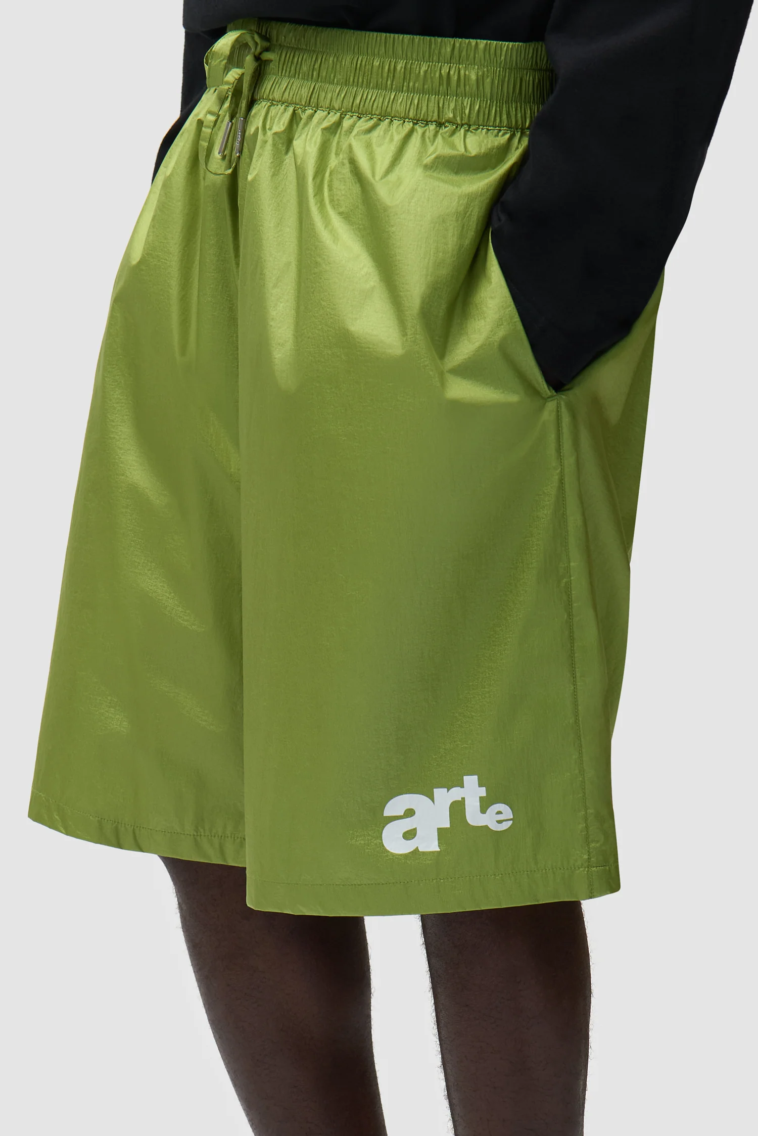Big Logo Shorts - Green - Image 9