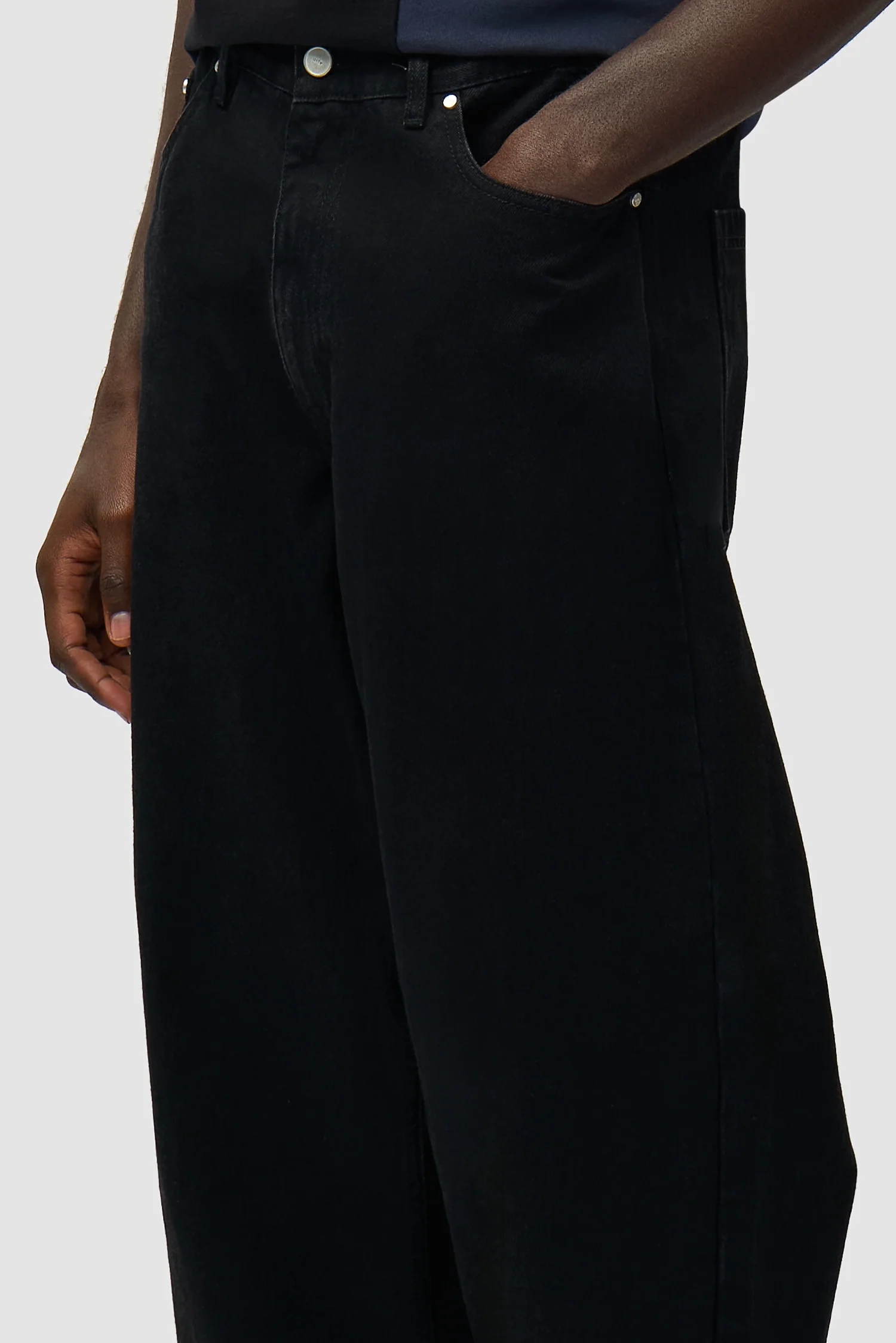 Circle Logo Pocket Pants - Black - Image 7