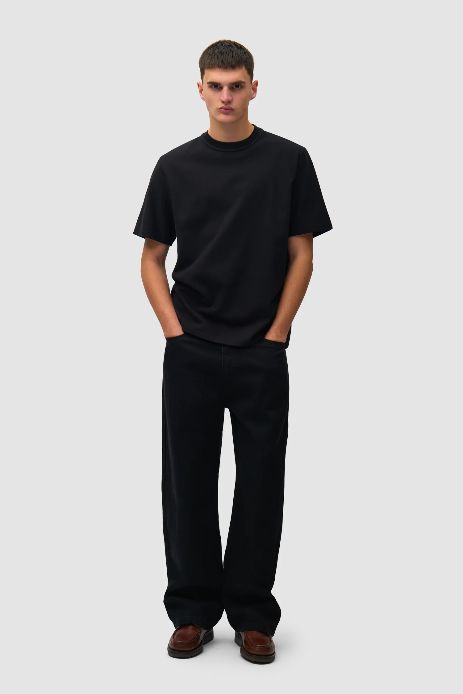 Faded Back Print T-shirt - Black - Image 6