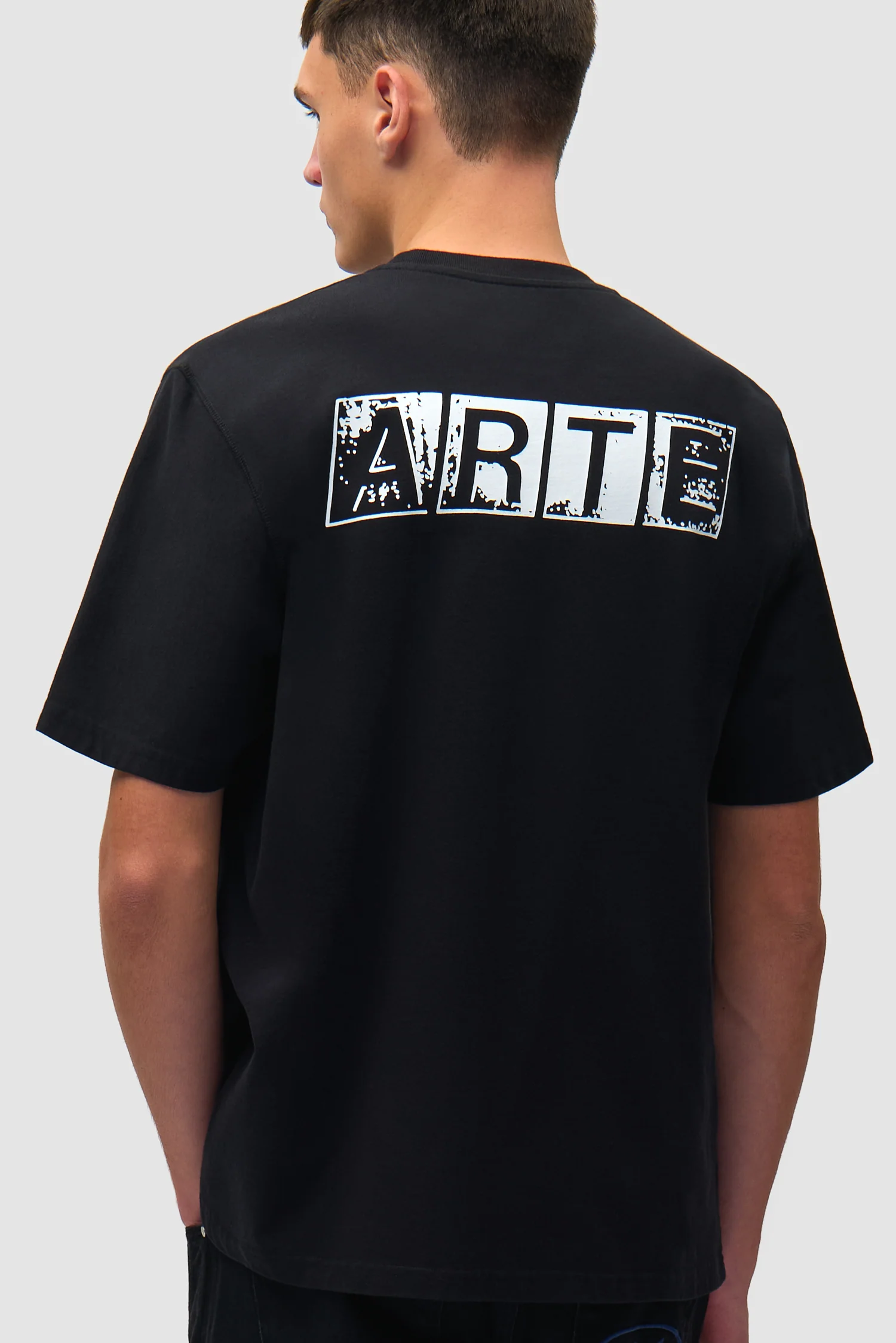 Faded Back Print T-shirt - Black - Image 7